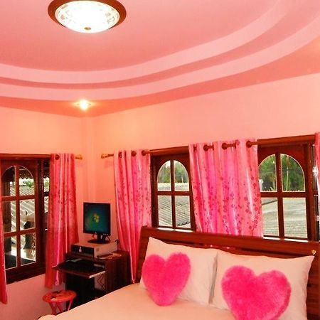 Suksomjai Hotel Rayong Chambre photo
