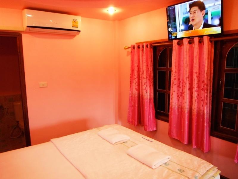 Suksomjai Hotel Rayong Chambre photo