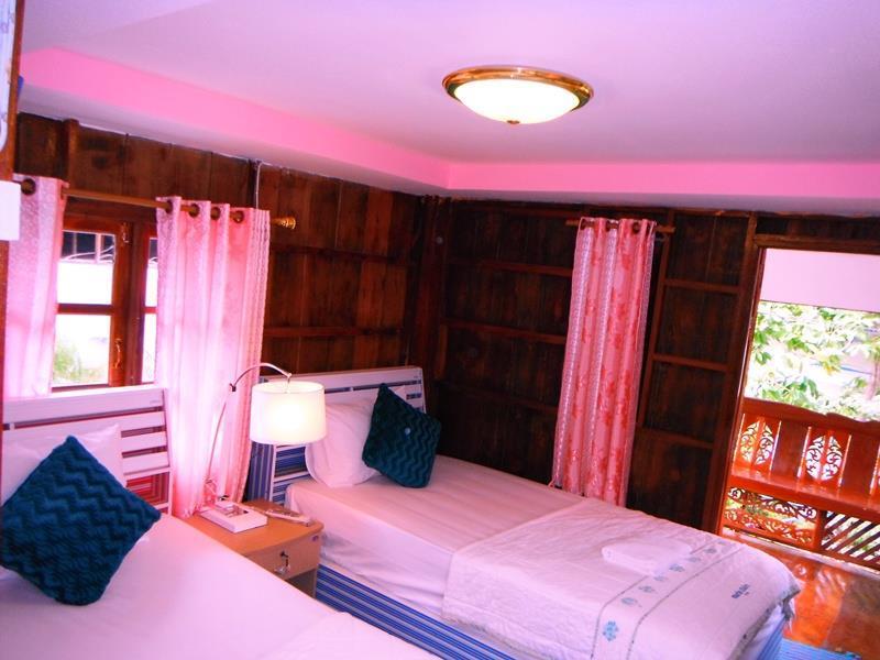 Suksomjai Hotel Rayong Extérieur photo